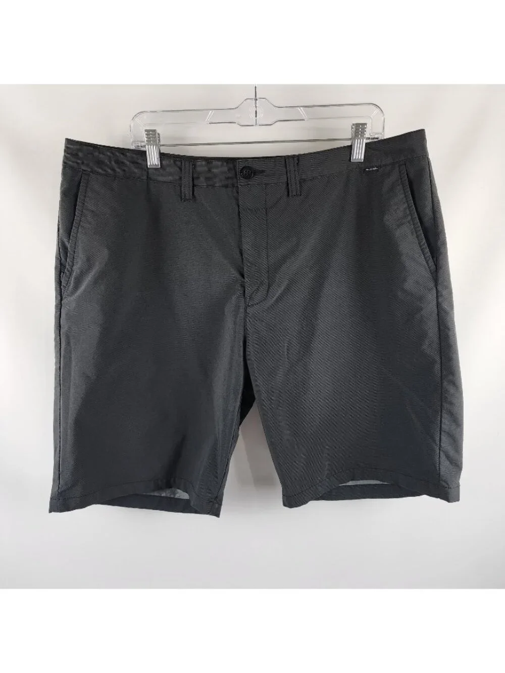 Travis Mathew Shorts Mens 40x9 Black Golf Performance Short